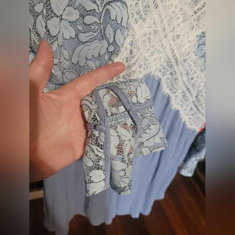 NWT Tassels and Lace Blue Midi dress with lace accents. Women's small.